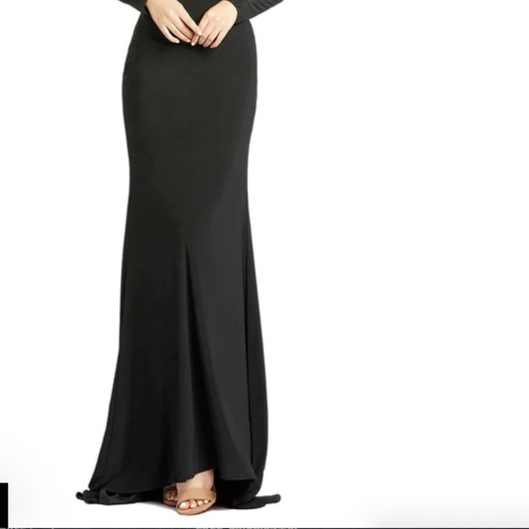 MAC DUGGAL EMBELLISHED COLLAR BLACK JERSEY GOWN SZ 8 - Picture 4 of 5